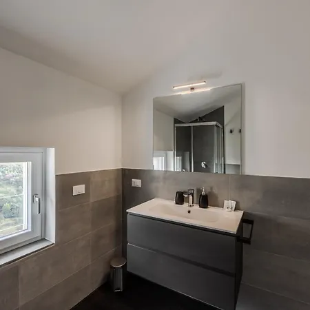 - Monolocale Con Piscina 아파트